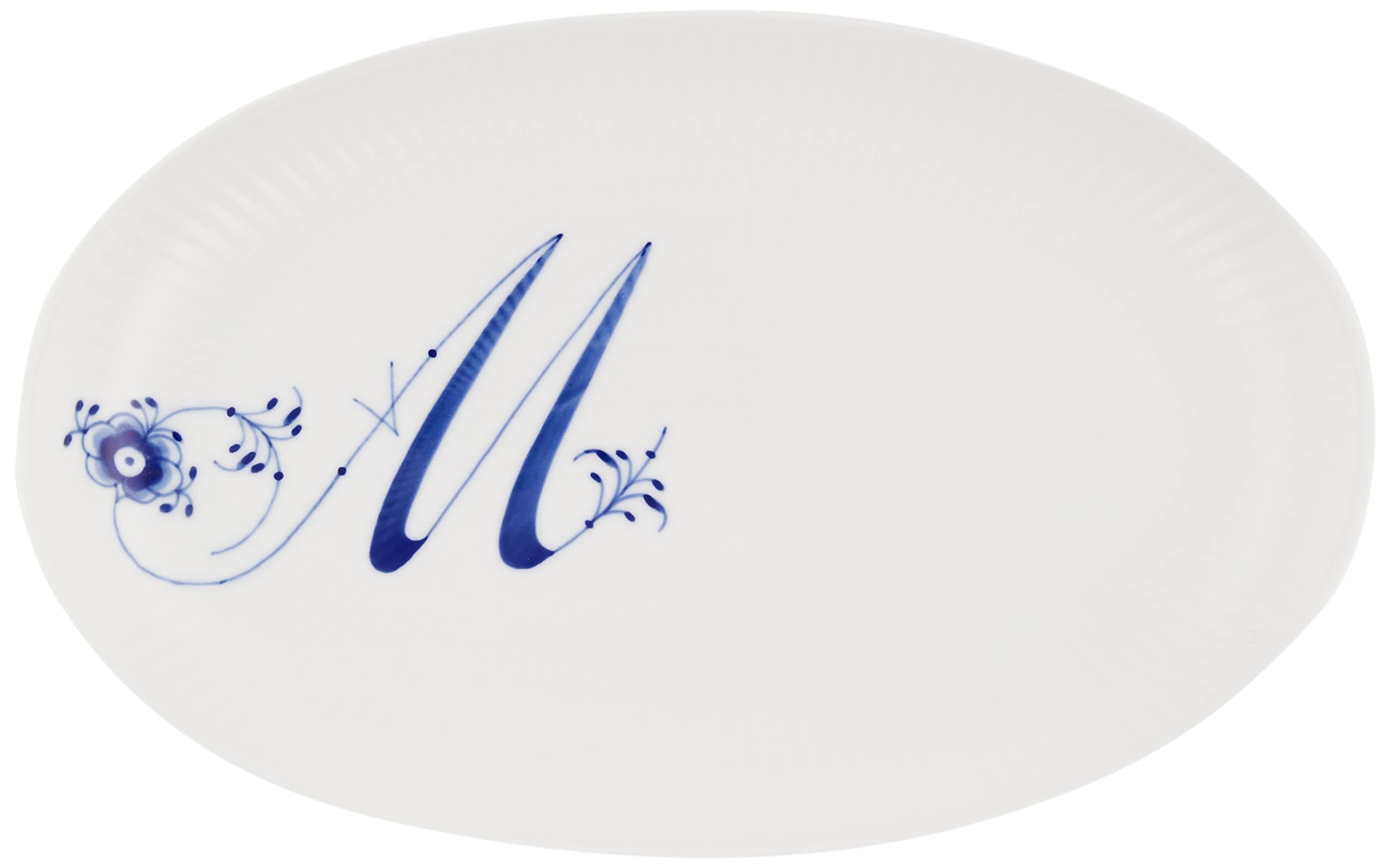 【正規輸入品】ロイヤルコペンハーゲン ブルーフルーテッド プレイン アルファベット プレート 皿 「M」 結婚祝い プレゼント 1028172