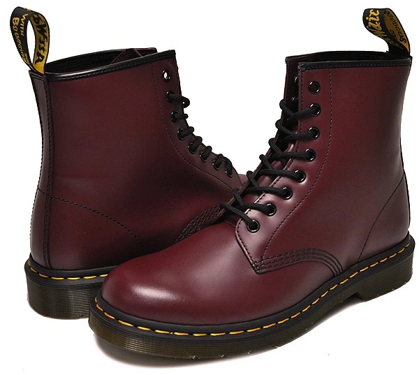 8ホール ブーツ 11822600 チェリーレッド