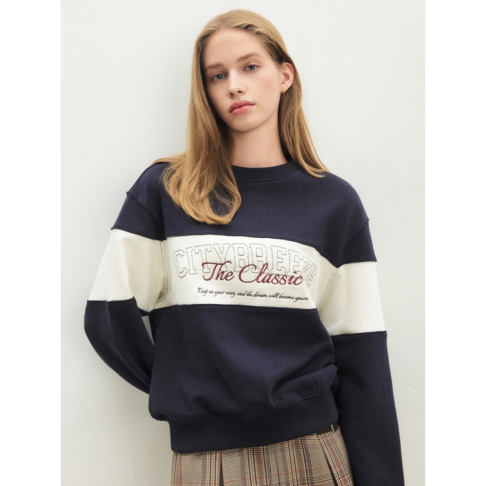 シティブリーズアーチロゴカラーブロックスウェットシャツネイビー