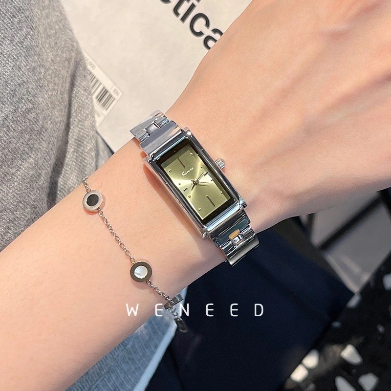 【急速出荷!】(全店期間 30% オフ) 長方形の女性用腕時計軽いニッチ高見え 2024 新しいシンプルなファッションブレスレットスタイルの女性用腕時計