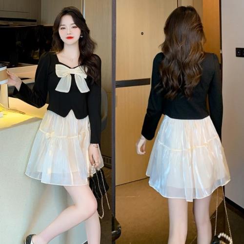 地雷量産型ミニワンピース長袖ガーリーレディースセットアップ２l点セットツーピース韓国ペンタゴンネック秋冬ショート丈ミニ丈可愛いリボンバイカラーフェミニンチュチュスカートティアードふんわり光沢感ゆめかわ
