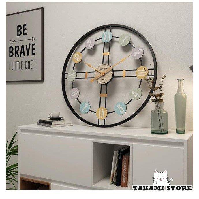 壁掛け時計　北欧　金属　ウォールクロック　インテリアクロック　デコレーション　静音　シンプル　モダン　個性的　インテリア　壁掛　リビングルーム　玄関