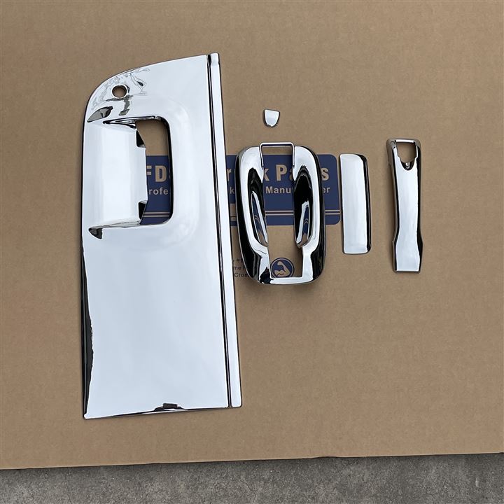 いすゞ ギガ 320フォワード メッキ セット トラック用品 メッキパーツ( クローム, ドアハンドルガーニッシュ)