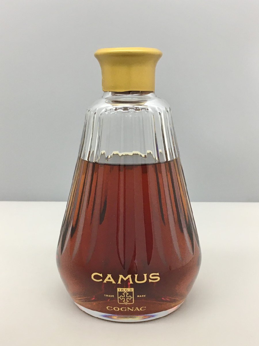 カミュ CAMUS コニャック ブランデー 替え栓 化粧箱 外箱付き カラフェ バカラクリスタルボトル グランマルキ 未開栓 2505LS058