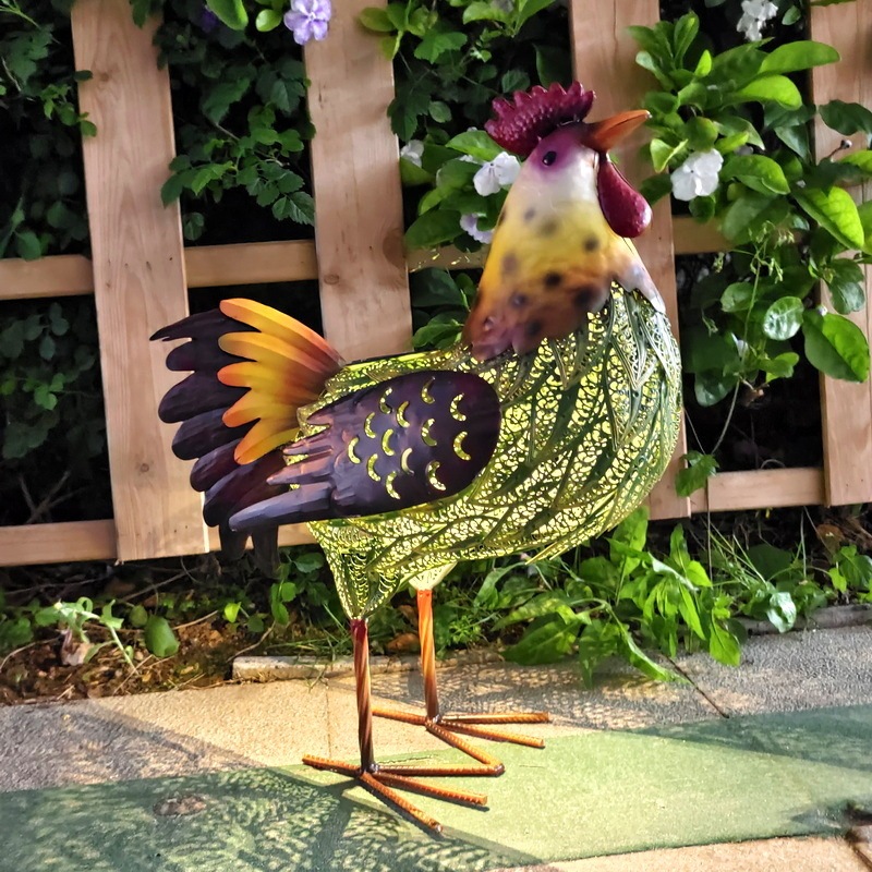 鶏 にわとり 鳥 バード ガーデンライト ソーラー ライト 自動 感光制御 おしゃれ 屋外 庭 ガーデニング 置き型 置物 オブジェ モダン