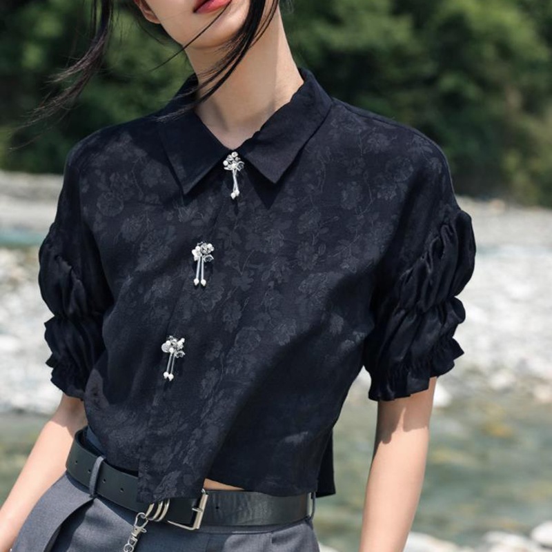 チャイナ風トップス レディース チャイナ風 シャツ 半袖 黒 白 ジャガードトップス パフスリーブ 夏 ゆったり ブローチ