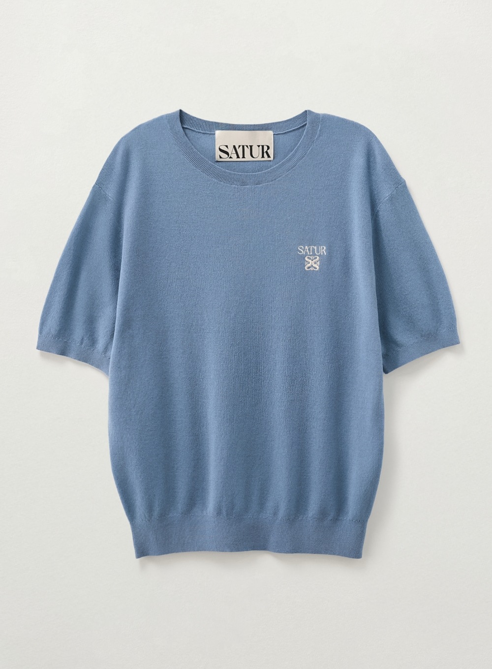【SATUR】 LIGHT WEIGHT CREW NECK HALF KNIT : BLUE