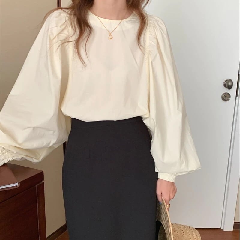 トップス ブラウス 袖あり 長袖 ランタンスリーブ Vネック クルーネック きれいめ 上品 おしゃれ レトロ こなれ感 エレガント 無地 春 秋 10代 20代 30代 40代 レディース オフィス