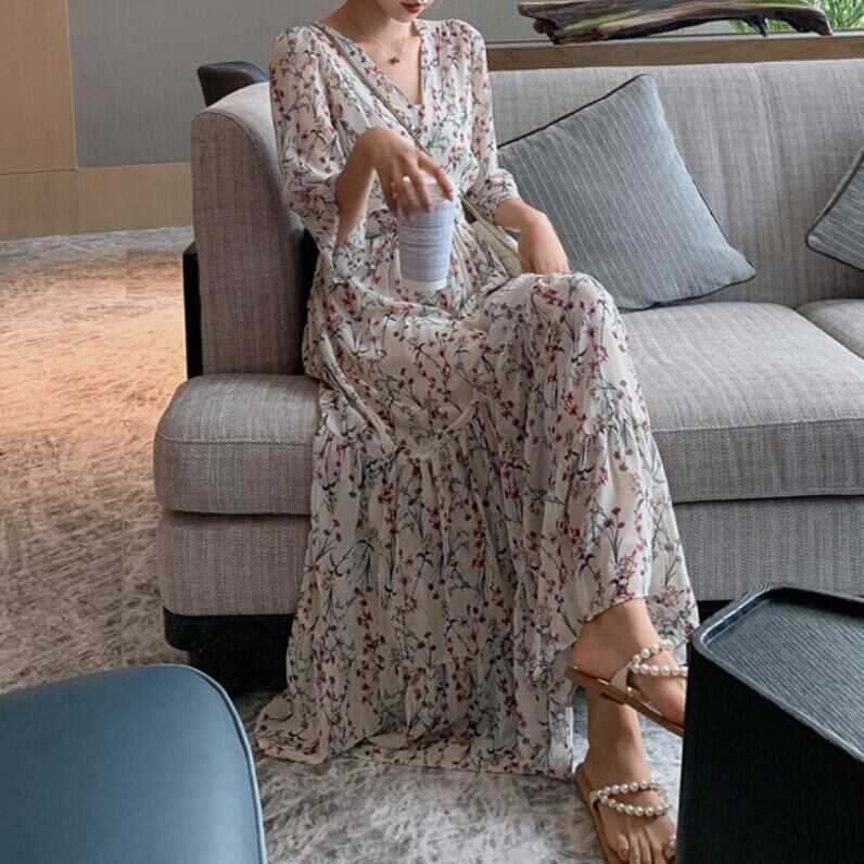 ワンピース 上着 人気 おすすめ おしゃれ お洒落 激安 安い プチプラ 長袖 ロング Vネック フローラル ふんわり ロングスカート 柄 フリル プリント シフォン 花柄 可愛い かわいい