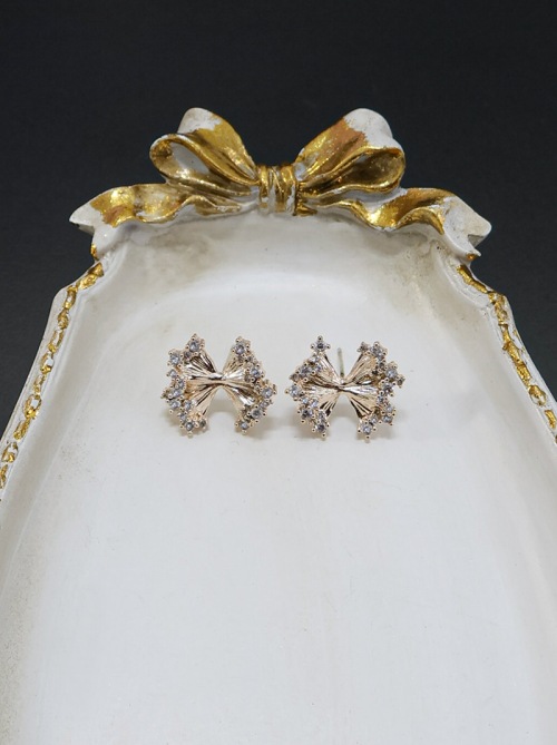 SOSOO プリーツリボンキュービックジルコニアピアス