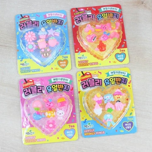 ファッションラブリー曜日リングx 16個かわいいかわいいおもちゃおもちゃグループプレゼント誕生日こどもの日クリスマスプロモーション 5,273円