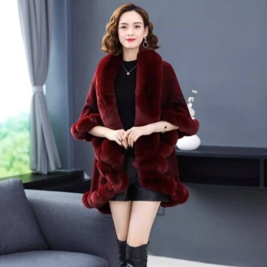 アウター コート ポンチョ ショール Aライン もこもこ モコモコ ふわふわ 前開き ニット ファー かわいい 大人可愛い きれいめ 大人 上品 おしゃれ お洒落 レトロ 大人女子 こなれ感 キュート