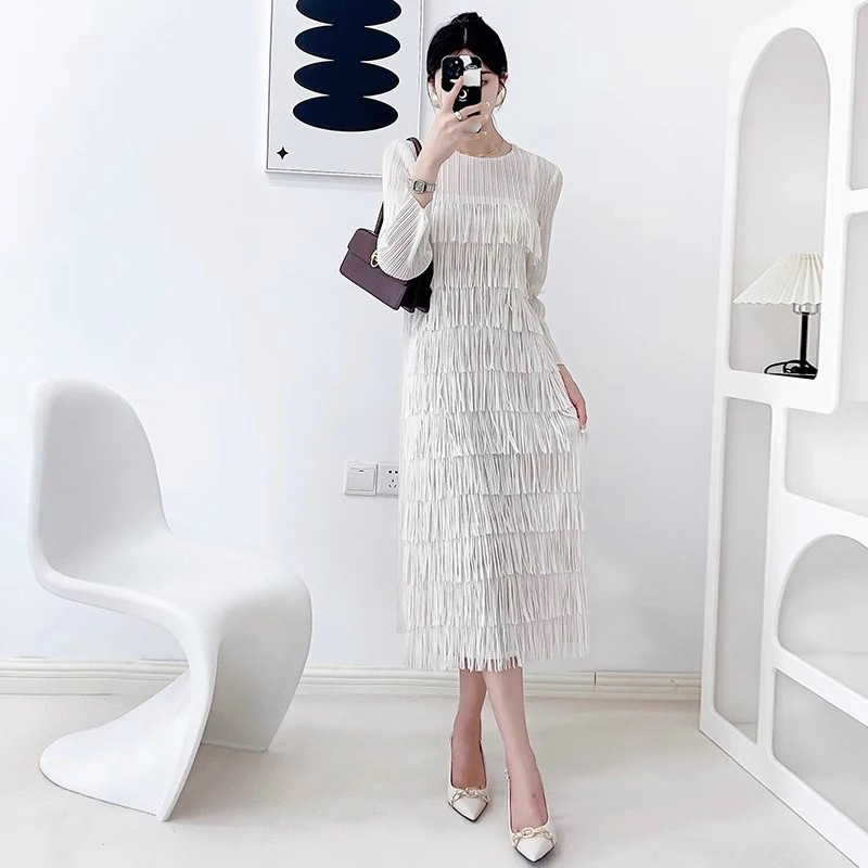 【送料無料】パーティードレス 結婚式 2次会 ドレス ホワイト ブルー ピンク 発表会 披露宴 レッド 演奏会 フリンジ ワンピース ママ 大きいサイズ 母親 レディース ブラック 二次会 ロングドレ 10,957円