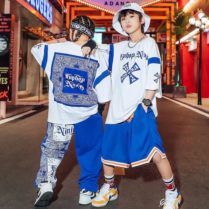 子供の街のダンスの男女の子供のヒップホップのゆったりした金のスーツの半袖のズボンのtシャツの子供の夏の時計は潮の服を演出します