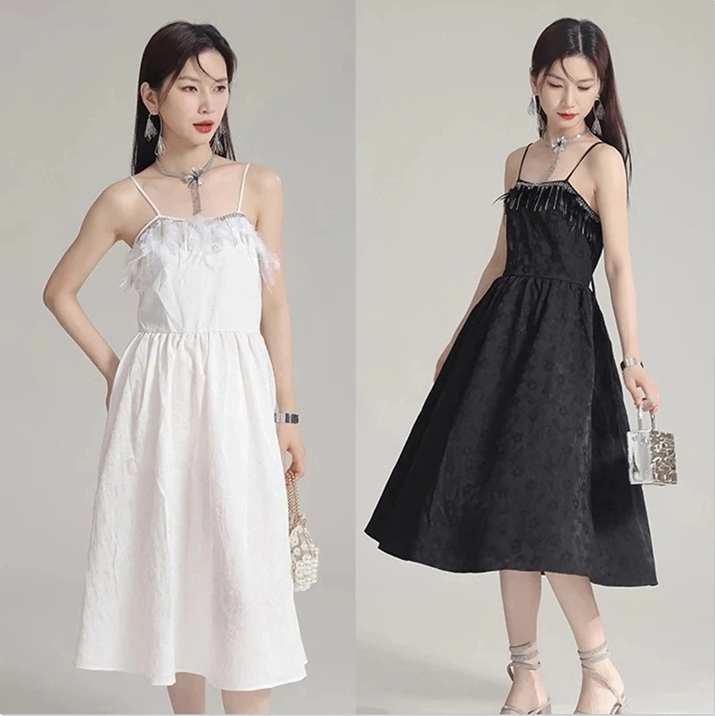【J.Fashion】 細キャミワンピース 夏 オフショル 個性的なデザイン 関連商品は店で購入可能