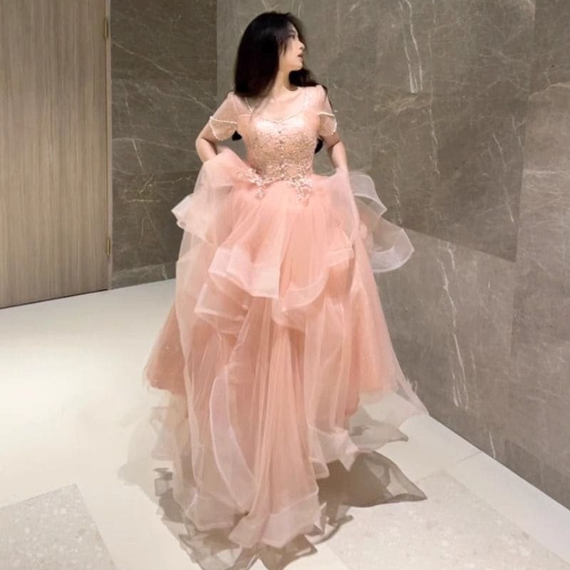 成人式イブニングドレス上級アート検定主催誕生日や婚約普段着としても着用可能