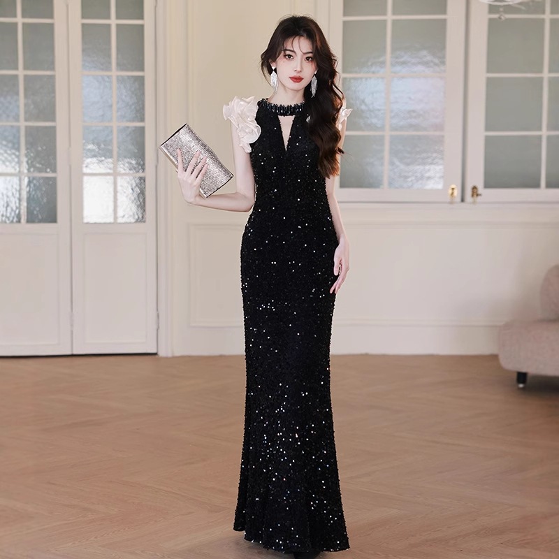 黒のタキシードスカート女宴会気質長会司会者腰魚尾会タキシードスカート