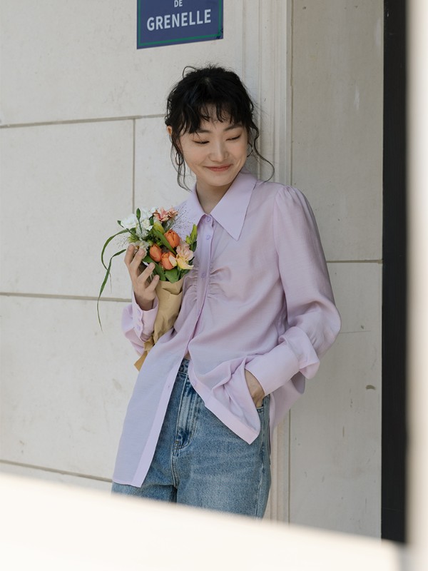 オモントエッグタルトホームレトロ小さな尖った襟プリーツ長袖シャツ2023夏の新しいデザインニッチトップ