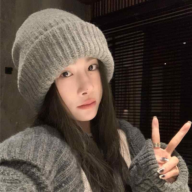 ニット帽 レディース メンズ 秋冬 ビーニー 帽子 厚手 ウール 暖かい 防寒 防風 伸縮性 リブ編み 柔らかい 小顔効果 耳 保護 ワッチ 無地 おしゃれ カジュアル シンプル 普段使い スキー ス