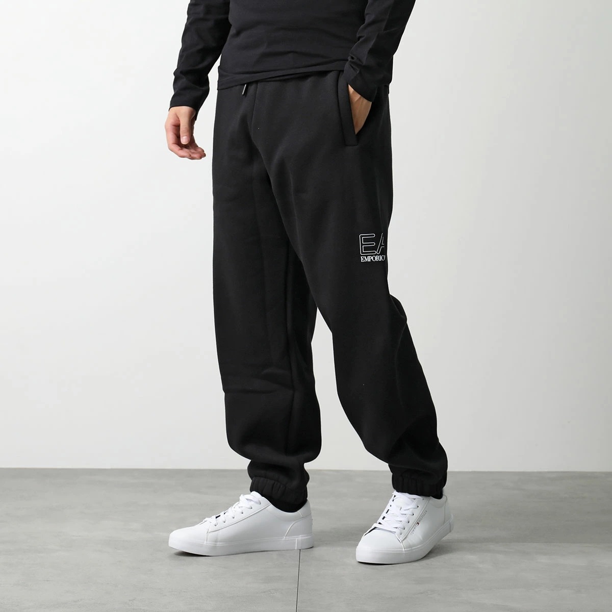 EA7 EMPORIO ARMANI エアセッテ エンポリオアルマーニ スウェットパンツ 6DUP56 PJZXZ メンズ 裏起毛 コットン ジョガーパンツ 1200/BLACK