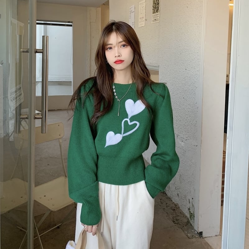 トップス ニット セーター プルオーバー ラウンドネック 長袖 厚手 ショート丈 ハート シンプル