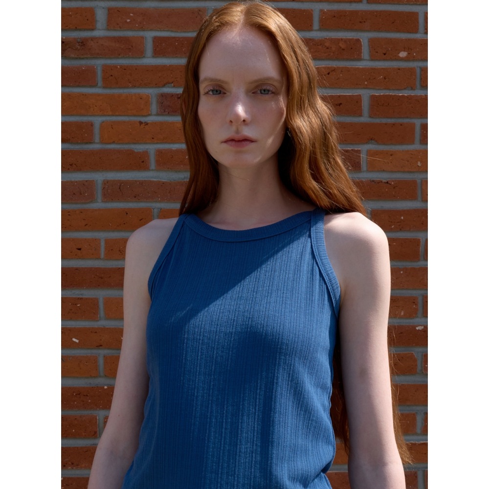 ouie ダブルリップスクープネックノースリーブトップディープブルー OU1359