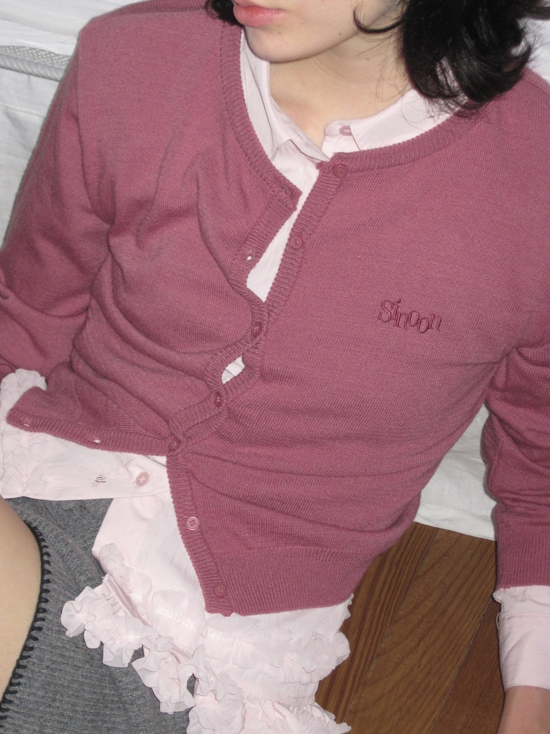 韓国大人気　ロゴ　カーディガン　Rose