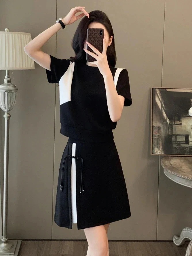 セットアップ レディース 24半袖小柄スカート 韓国 半袖 ウェア セットアップ スウェット上下セット スーツ 4,956円