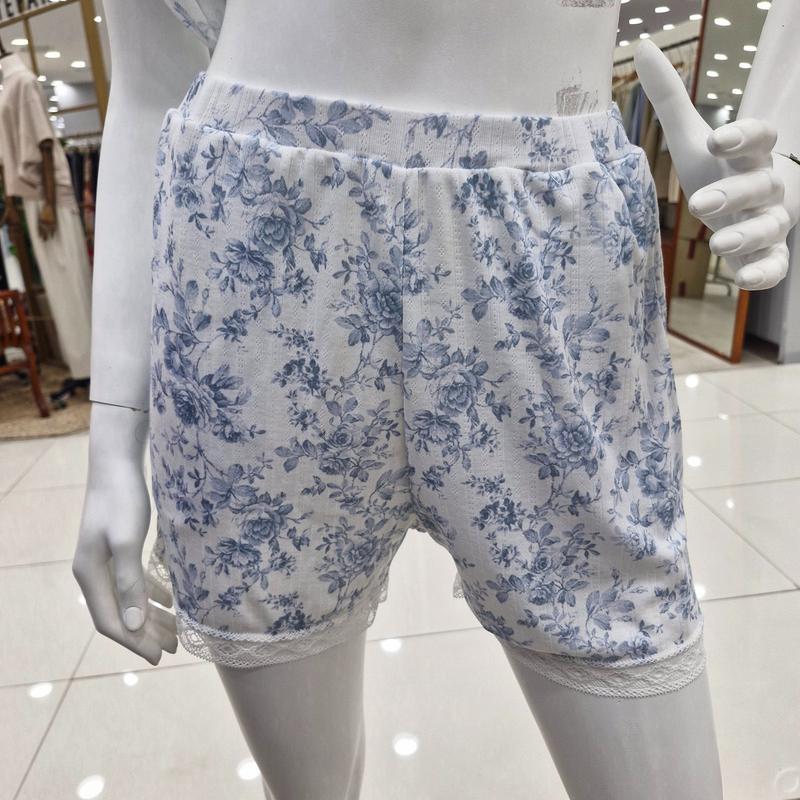 伸縮性の良い花柄プリント 女性用ショートパンツ EZ1967B_SH