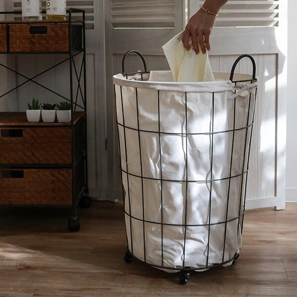 ランドリーバスケット 布付きランドリーバスケット 丸型 キャスター付 バスケット 洗濯かご キャスター 大容量 収納 洗濯 脱衣かご 洗濯物入れ ワイヤー 洗濯カゴ ワイヤーバスケット 内布