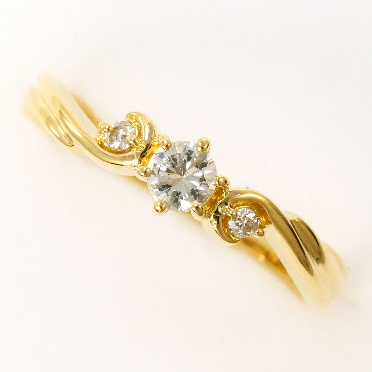 K18 18金 YG イエローゴールド リング・指輪 8.5号 ダイヤモンド 0.14 ct 総重量約1.7g 中古