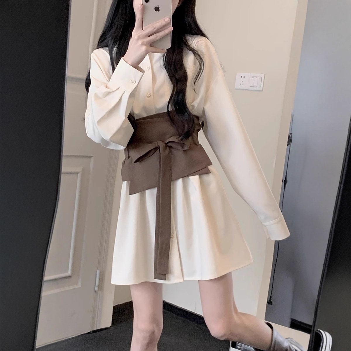 長袖シャツワンピース2025年新作婦人服春秋フレンチスタイルスリミングプチ冬ワンピース