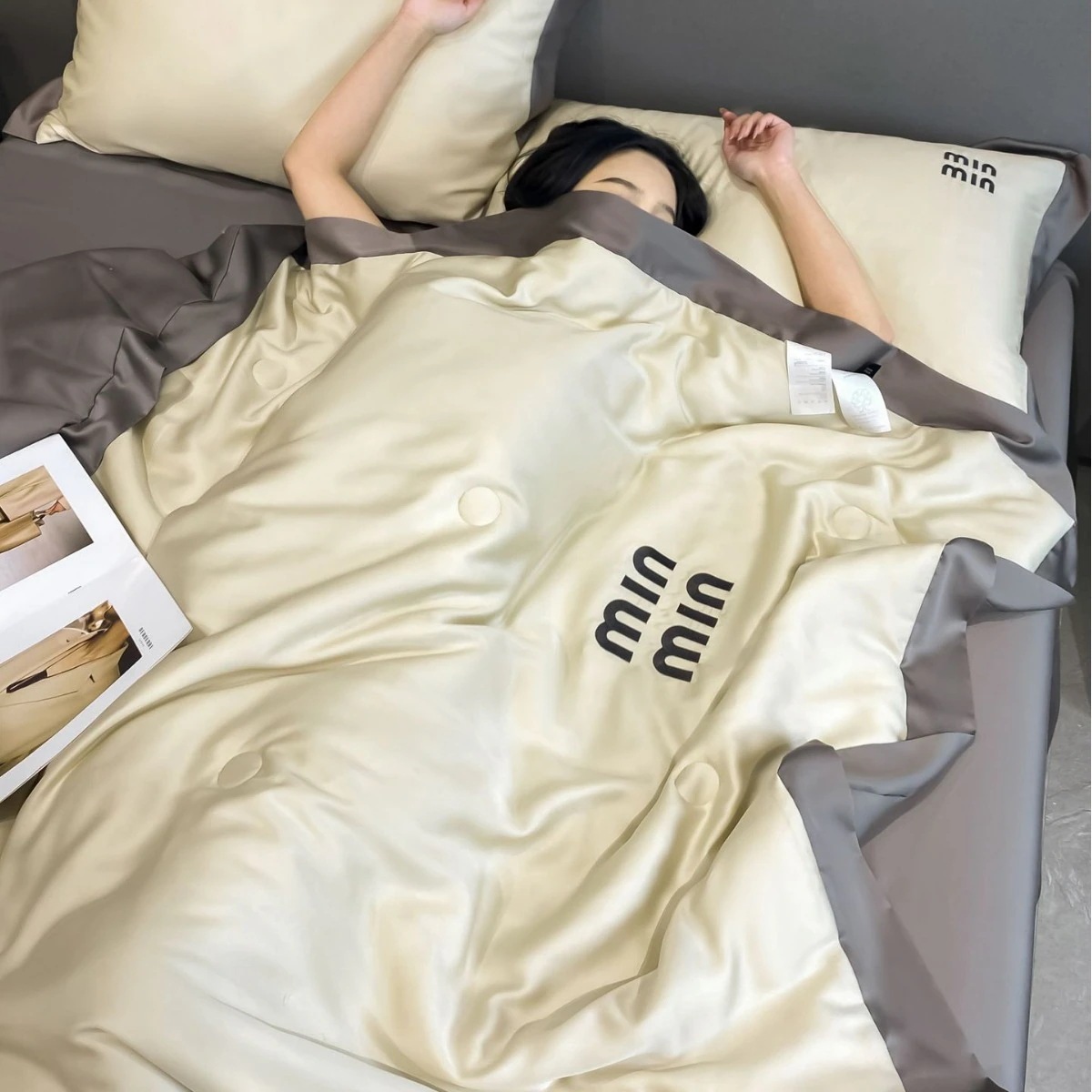 人气新作布団カバー A類アイスクリーム アイスシルク エアコン 寝具 ４点セット 接触冷感 46aa1288