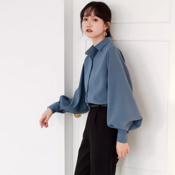 トップス シャツ 白シャツ 白トップス 袖あり 長袖 ボリューム袖 襟付き 前開き かわいい 大人可愛い きれいめ シンプル 大人 上品 おしゃれ お洒落 レトロ アジアン エスニック エキゾチック