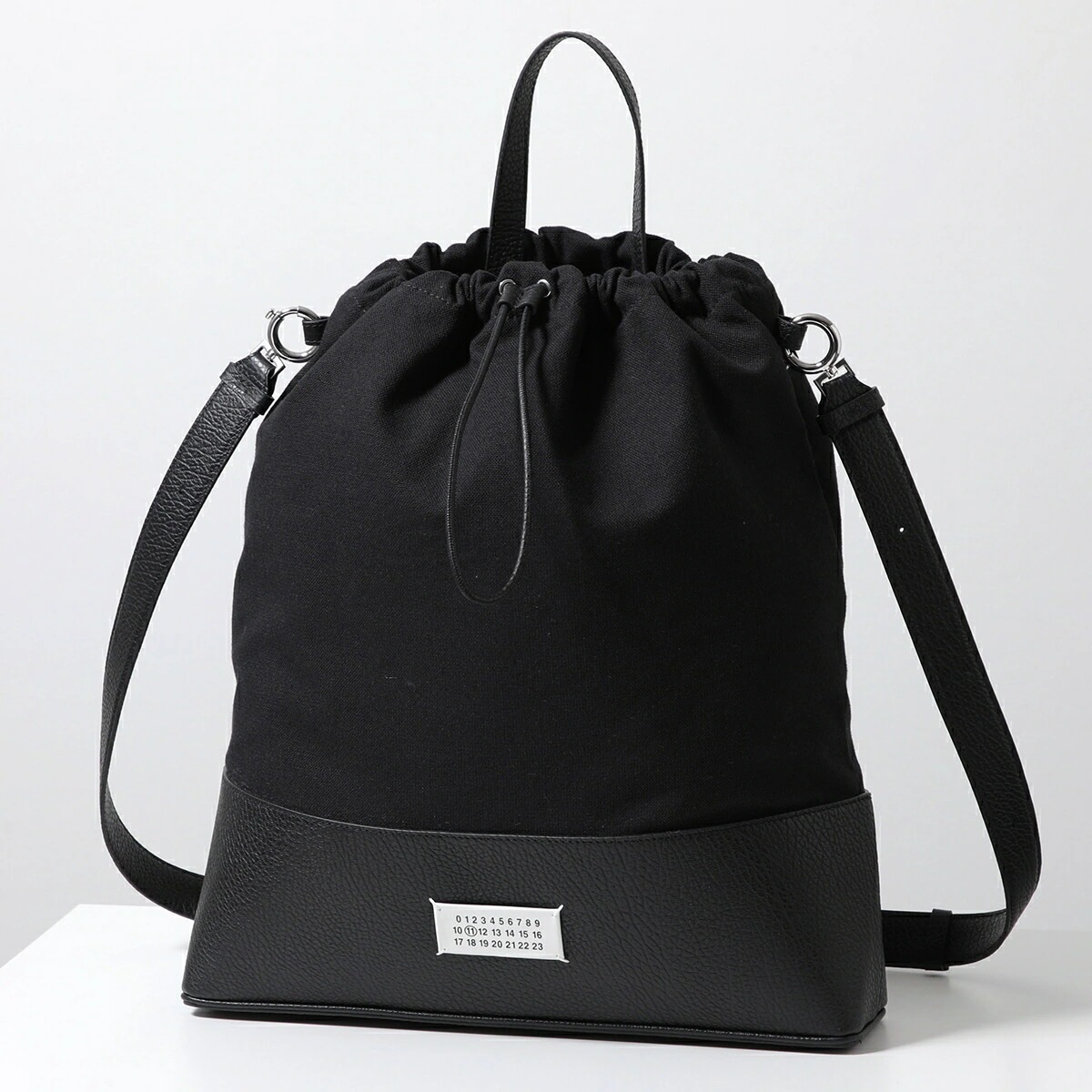 MAISON MARGIELA メゾンマルジェラ バックパック 5AC ミディアム SB2WA0010 P4348 メンズ ドローストリング リュック レザー 鞄 SB2WA0010P4348T801