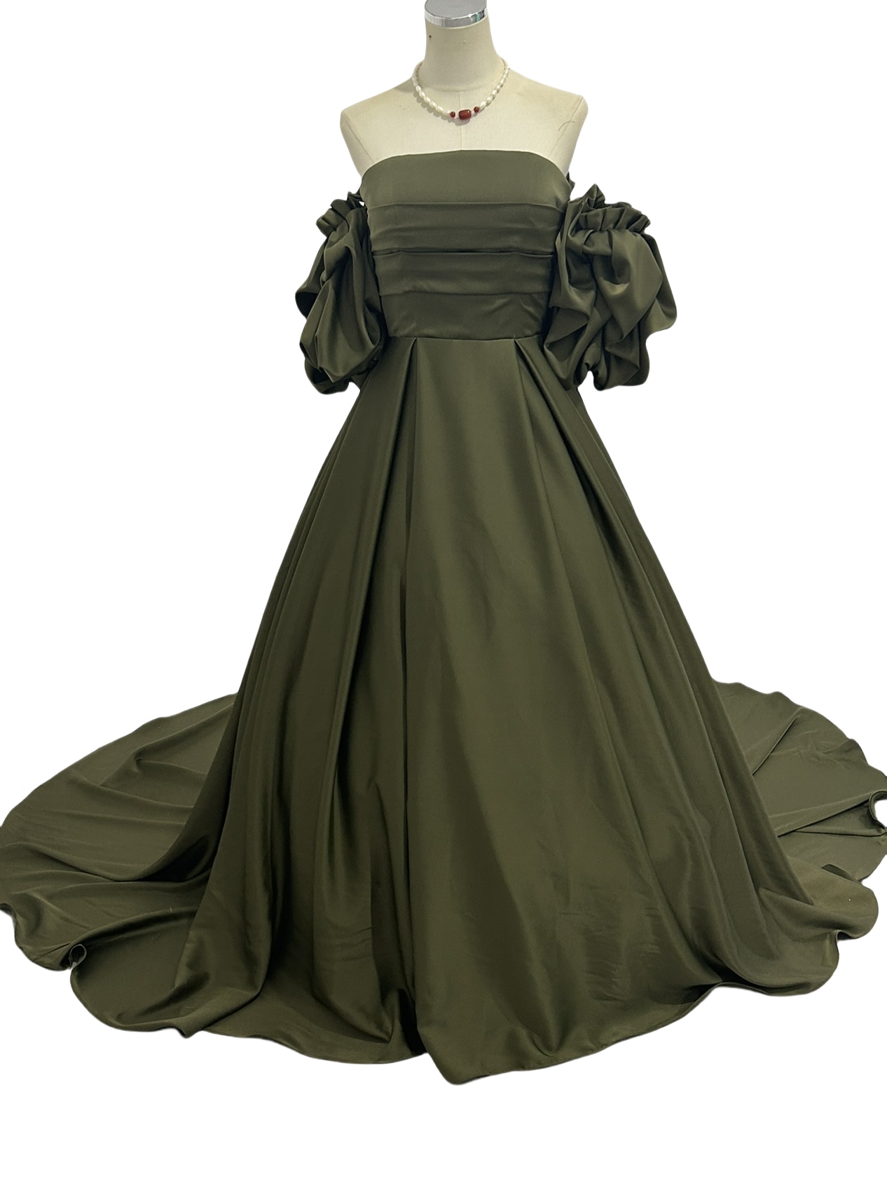 カラードレス グリーン ベアトップ 取り外し袖 バックリボン 滑らか 大人っぽい 音楽会