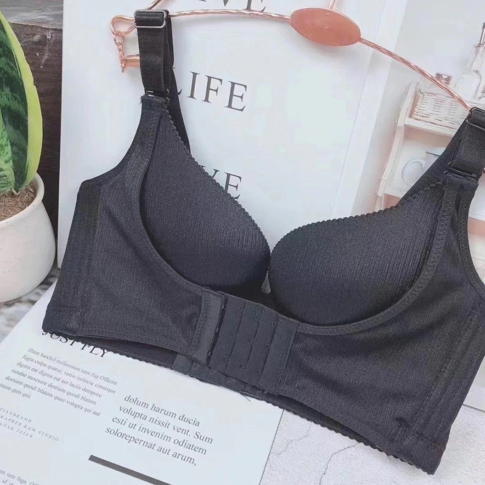 谷間メイクブラ 補正下着 バストアップブラ フロントホック仕様 黒 ブラック クリームカラー 韓国 レディース オルチャン 脇肉流れ防止 脇肉寄せ 下垂防止 産後ケア 横流れ防止ラッキーボックス680 4,755円