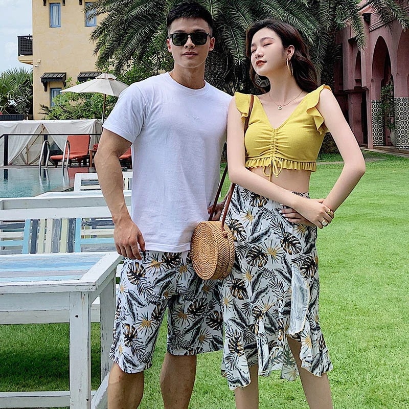ペア 水着 カップル水着 レディース メンズ 4点セット 女子ビキニ メンズ水着 サーフパンツ ｔシャツ サーフパンツ みずぎ ビーチウェア ミズギ 男女 プール 海外旅行 新婚旅行 お祝い プレゼン