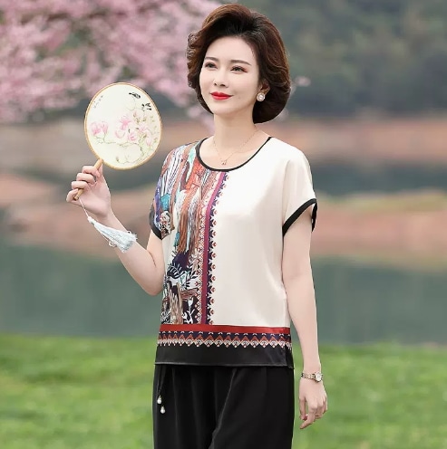 トップス セットアイテム 半袖 上下セット プリント 半袖 Uネック かわいい きれいめ カジュアル 上品 おしゃれ こなれ感 個性的 クール モード系 エレガント 主役級 存在感 夏 20代