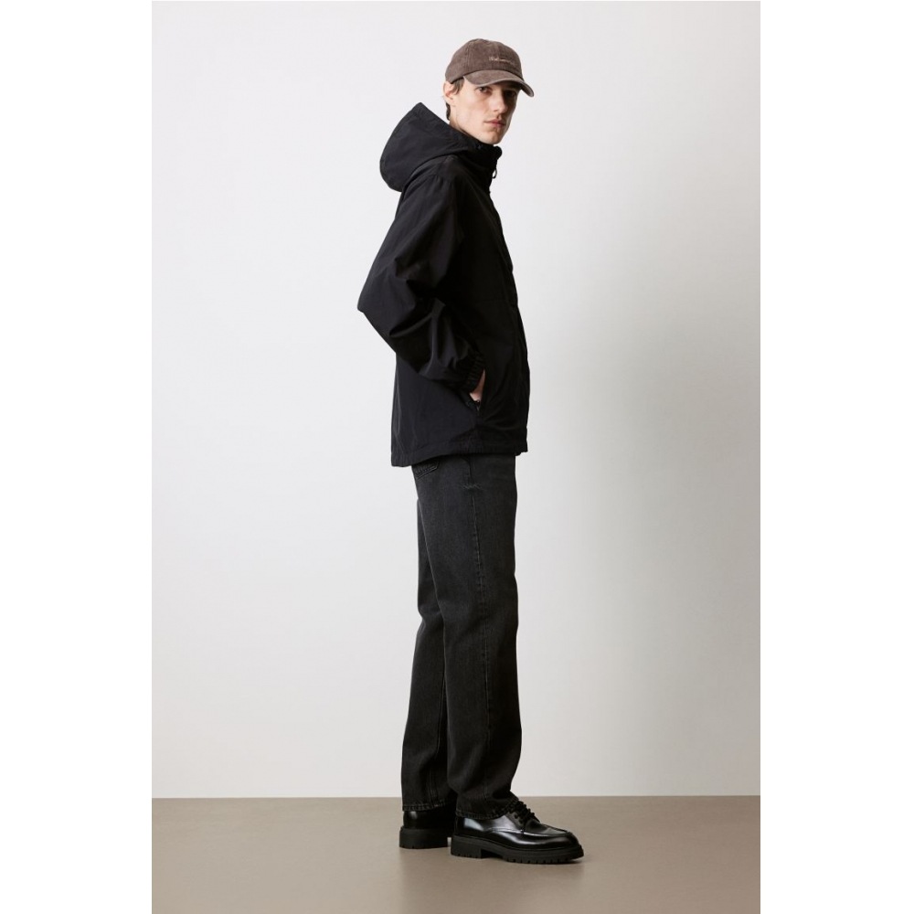 H&M レギュラーフィット防風ジャケットブラック