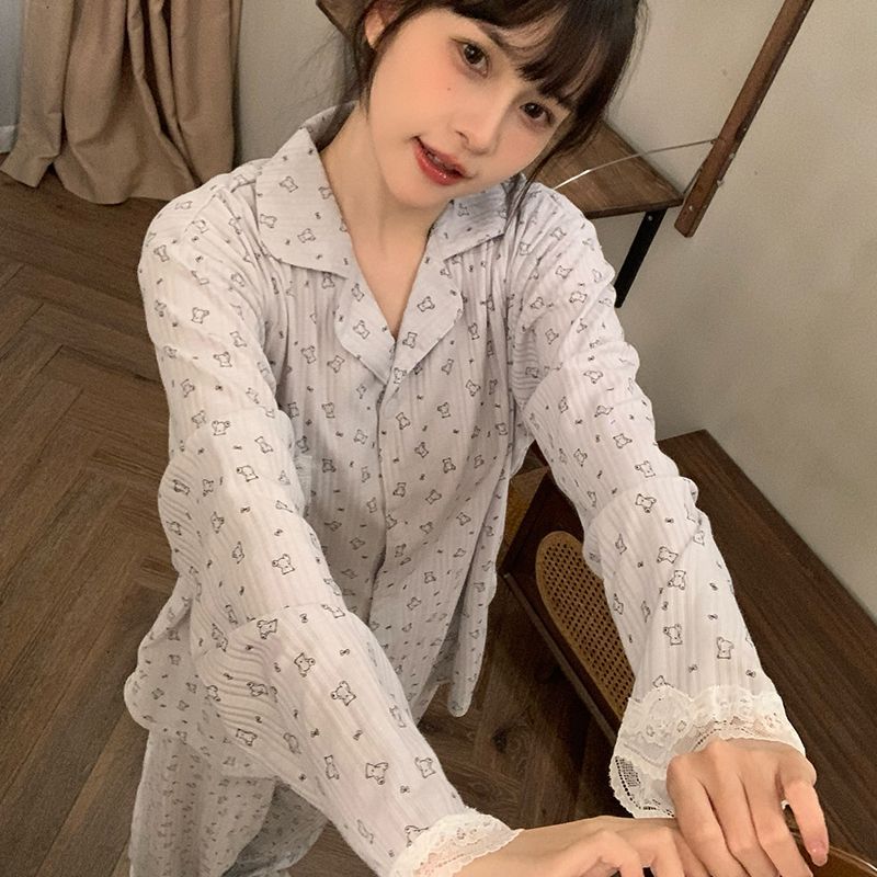 【2025新品登场快速出荷】ゆったり 大きいサイズ 韓国風ファッション 外出可能 カーディガン 開き襟 部屋着 生地が柔らかく快適です ルームウェア カートゥーン 可愛い トップス+ズボン 春秋用パジ