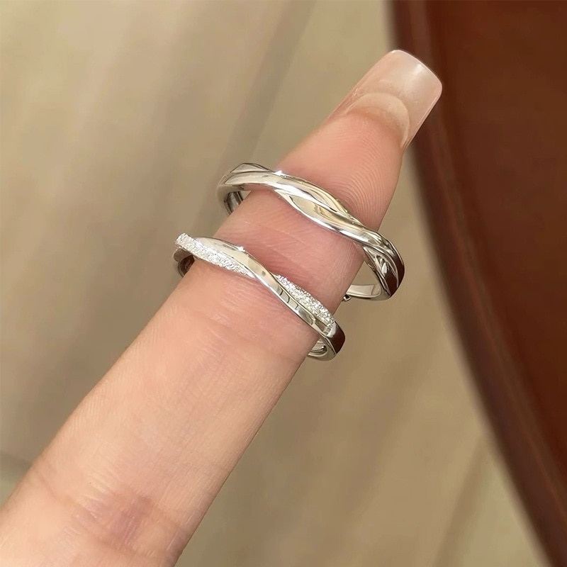 【1点ご購入 で10点プレゼントいたします】足銀モービウスリングカップルリングシンプル開口指輪バレンタインギフト
