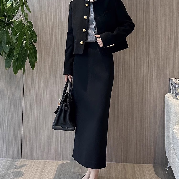 PR*D豪華コラボレーションモデル～ショーランクの高級感あふれるエレガンス～ウール混紡ストレートタイトミニスカート