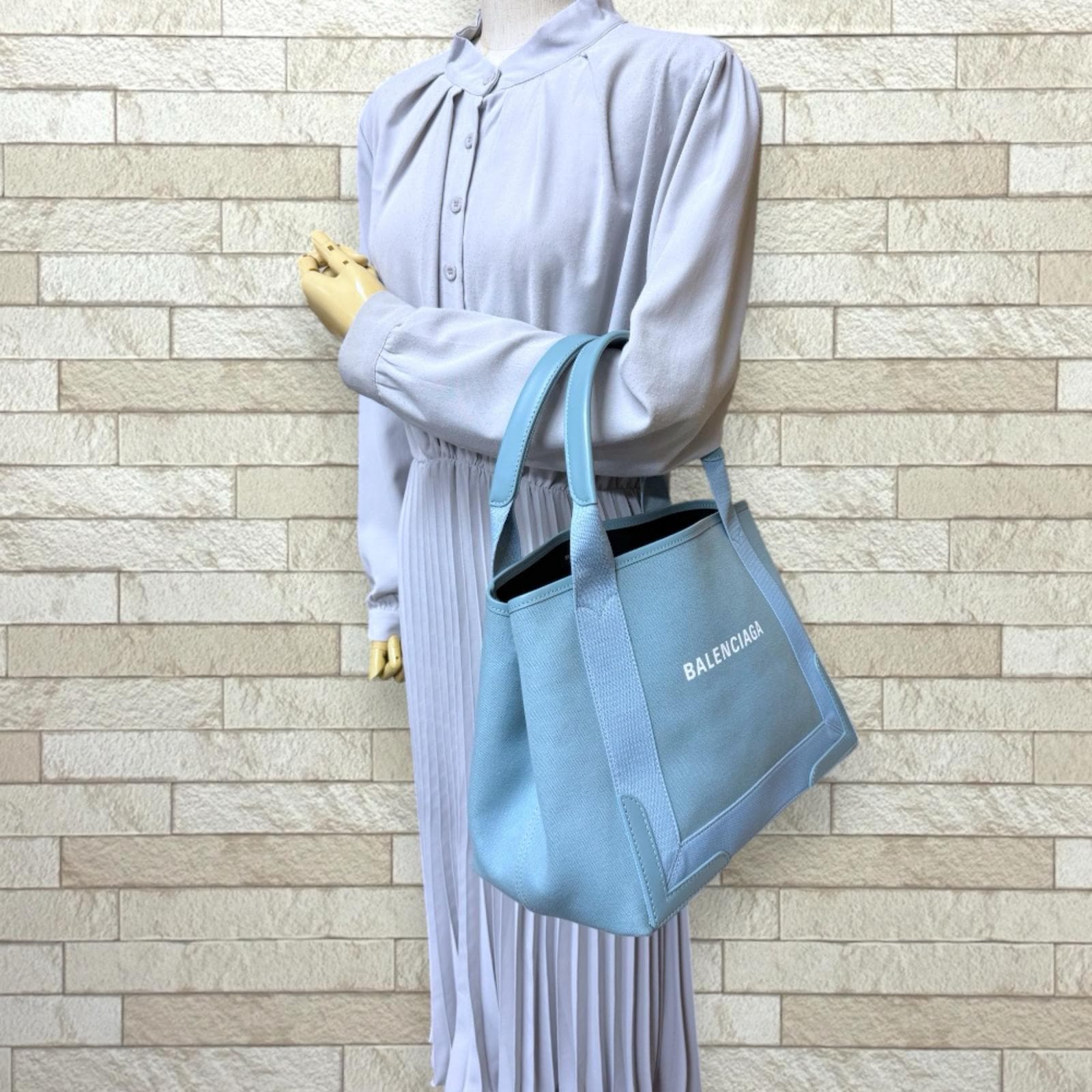 バレンシアガ ネイビーカバスS トートバッグ キャンバス 339933・4790・S・002123 ブルー BALENCIAGA 中古