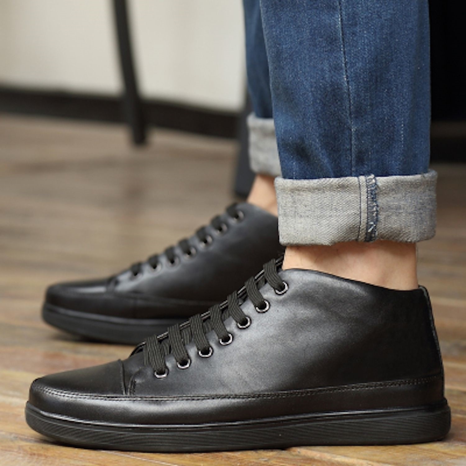 スニーカー メンズ ブランド ランキング 疲れない ローカット 幅広 革 身長UP ハイカット 防水 4E 高い ランニング おしゃれ 秋 靴 春 ホワイト 黒 結ばない 軽量 ブラック 夏 冬 厚底