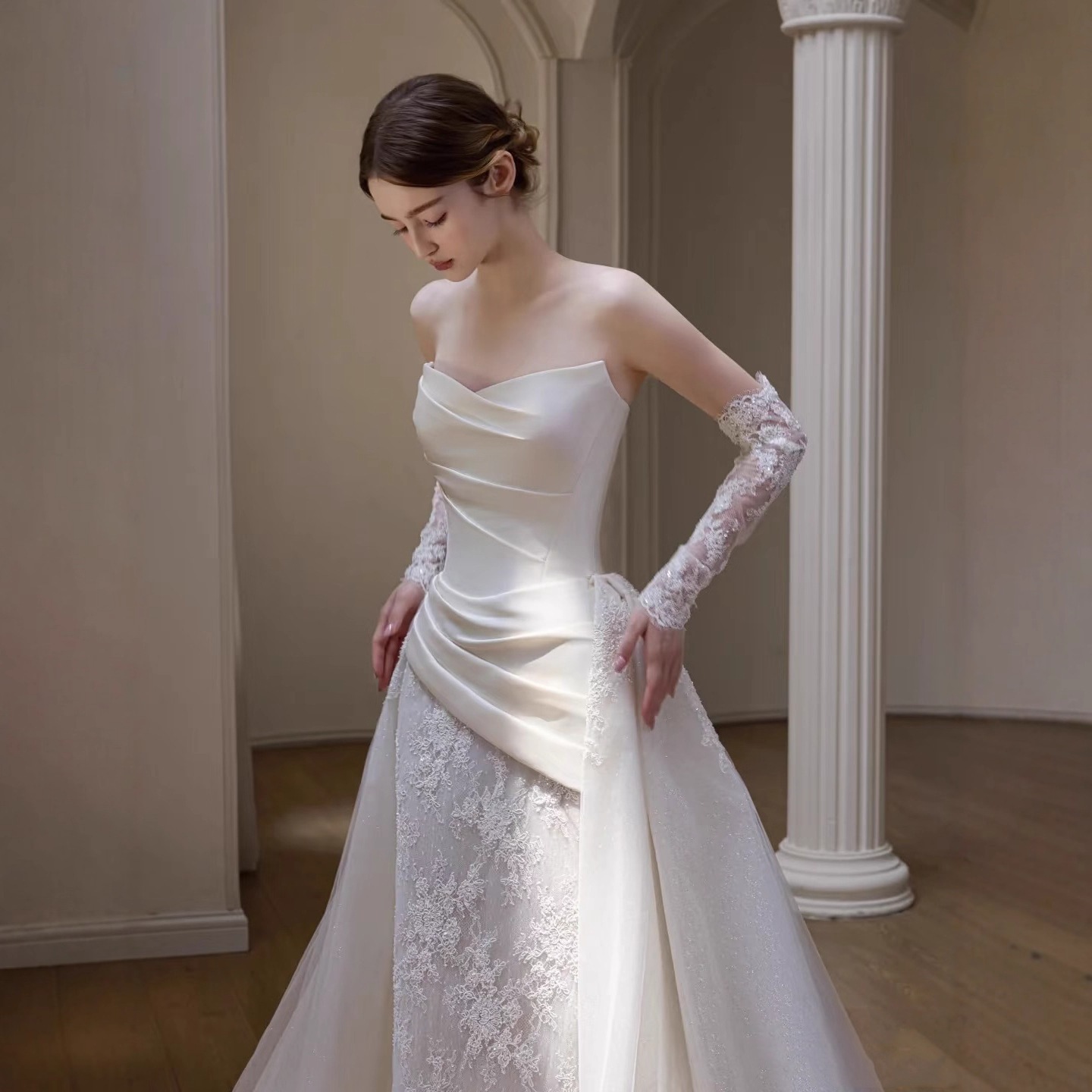 結婚式ワンピース お呼ばれワンピース 結婚式ワンピース 着痩せ 結婚式ワンピース お呼ばれ 結婚式 ワンピース 透け感のあるレースのウェディングドレス美しいチューブトップスリムな花嫁の外出用ベール