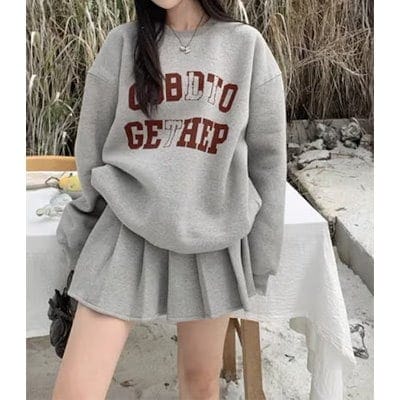 【即日発送】スウェットロゴトレーナー+プリーツミニスカートセットアップ ゆったりサイズ ホットセラー 品質良い