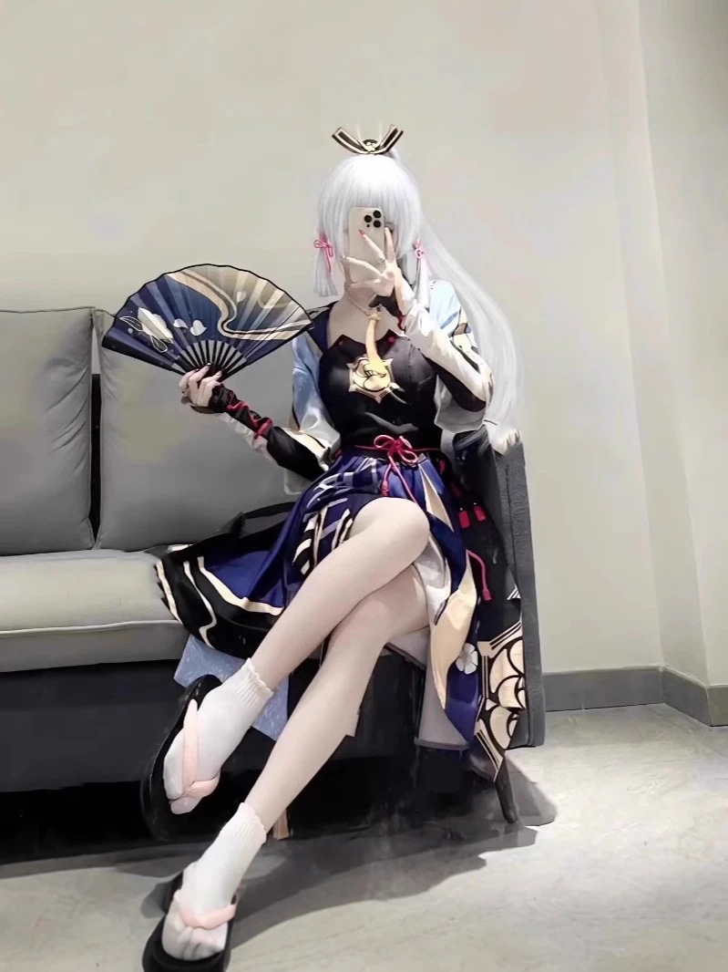 Ayaka Kamisato 白鹭霜华 セットアップ Genshin コスプレ あやか かみさと 原神 神里綾華イベント用品 変装 仮装