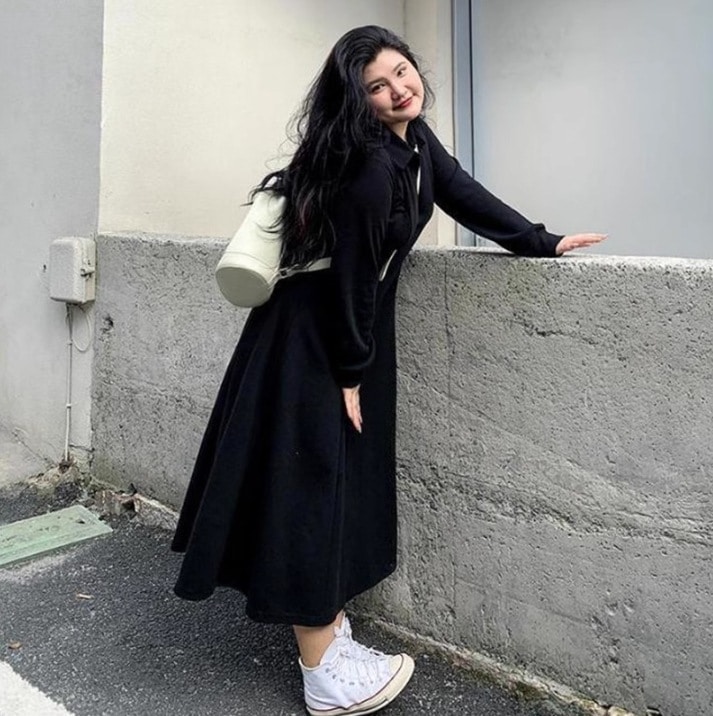 ワンピース ロング丈 袖あり 長袖 襟付き Aライン かわいい 大人可愛い シンプル カジュアル 大人 おしゃれ お洒落 大人女子 こなれ感 ラフ 抜け感 無地 春 夏 秋 冬 オールシーズン