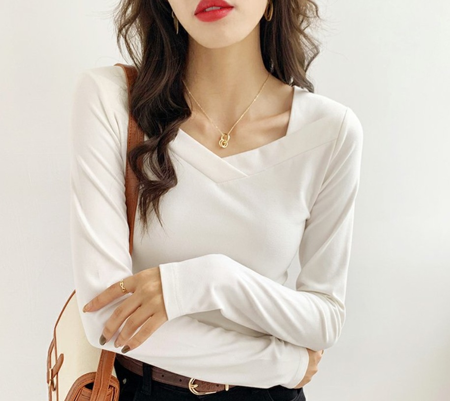 トップス Tシャツ 袖あり 長袖 萌袖 Vネック 襟なし スリム 伸縮性 薄手 かわいい 大人可愛い きれいめ シンプル カジュアル 大人 おしゃれ お洒落 大人可愛い 大人女子 こなれ感 ラフ